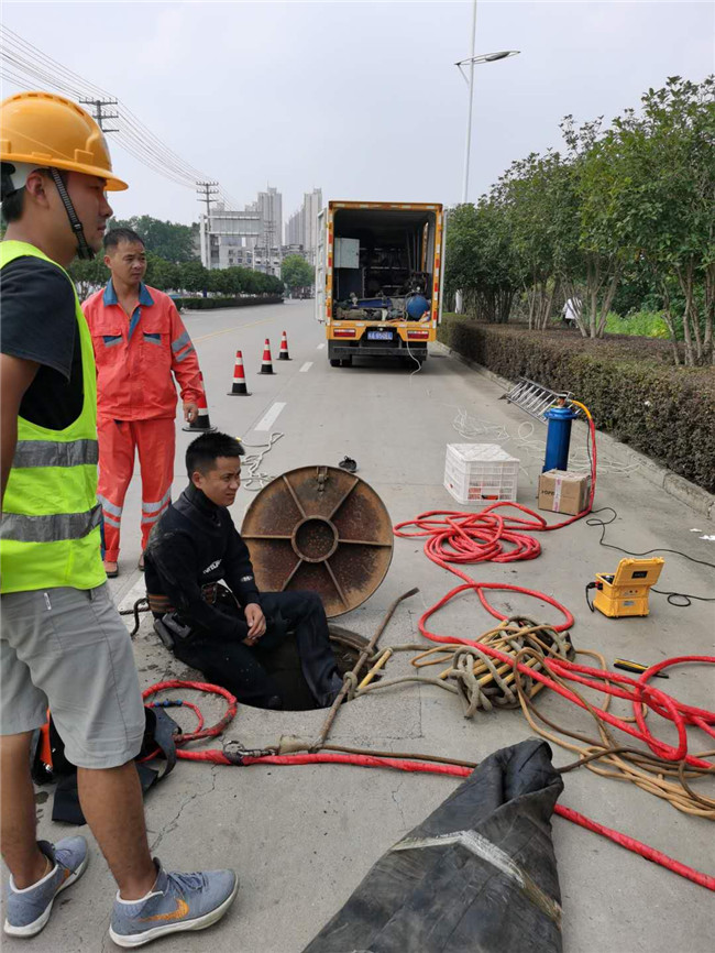 青原翻衬法管道修复技术主要工序